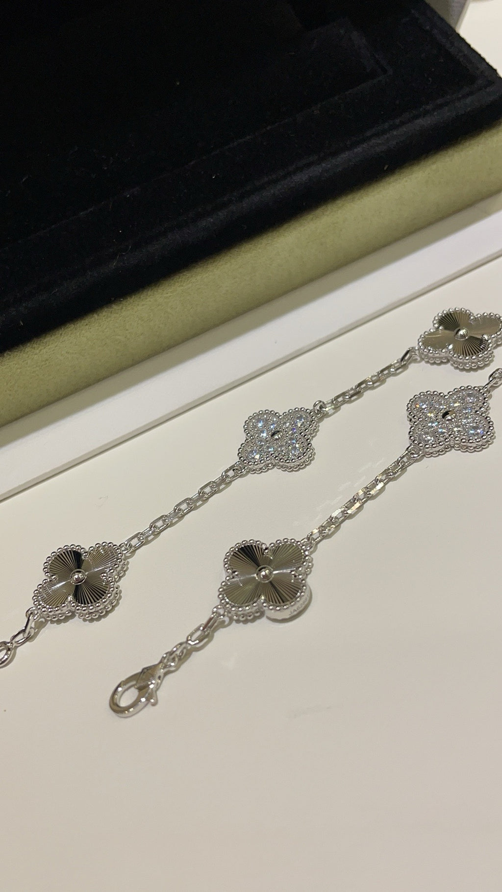 Silver Diamond 5 Motifs bracelet - 15mm medium size