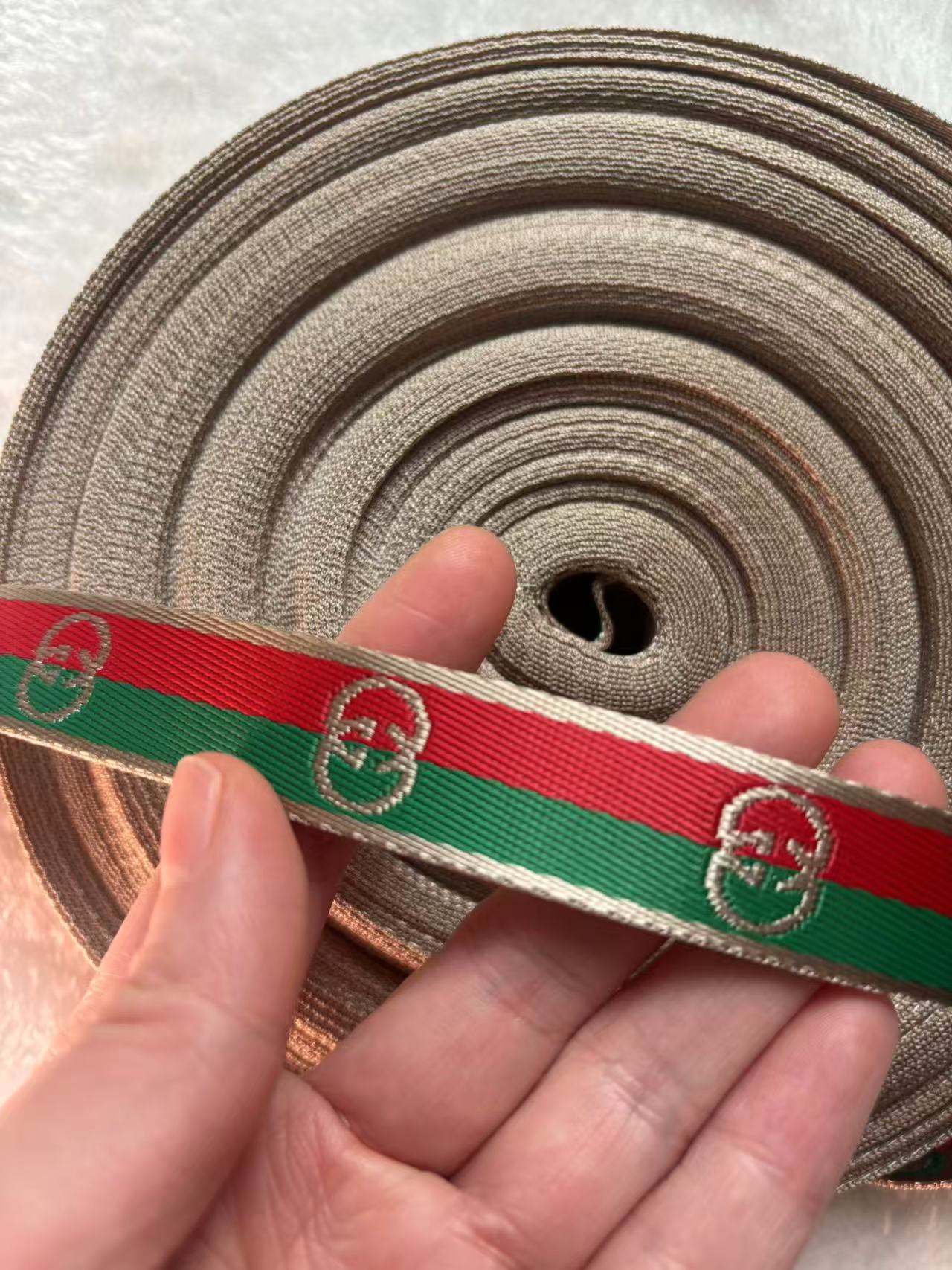 GUCCI ribbon Grenn-Red, 2cm X 1 Yard, sell by the yard - 1 Side Brand New