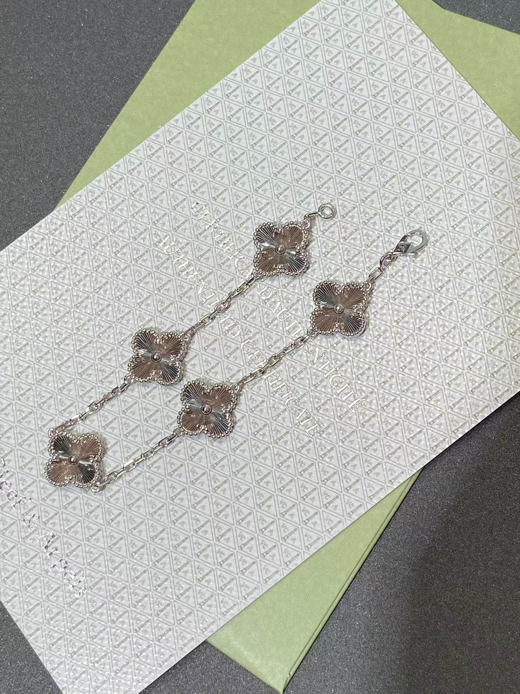 5 Motifs Lucky Silver Bracelet