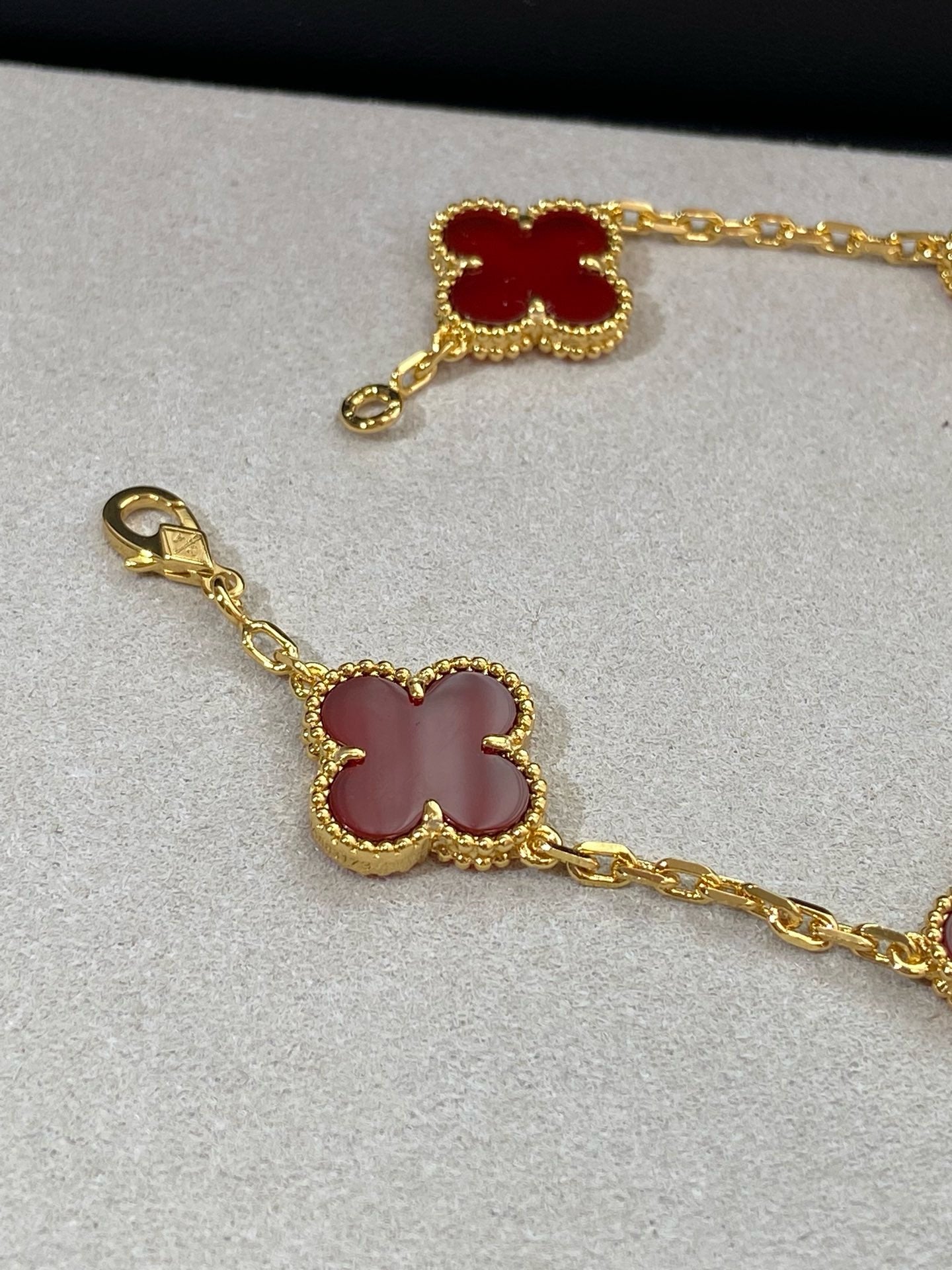 Carnelian 5 motifs bracelet and necklace set 15mm