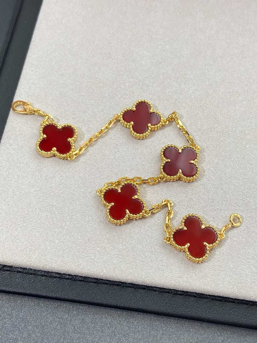 Carnelian 5 motifs bracelet and necklace set 15mm