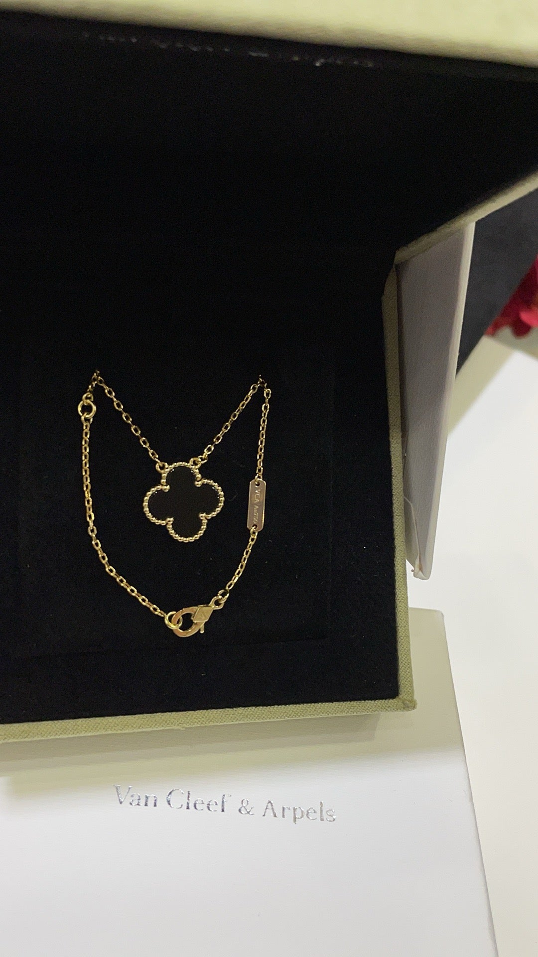 Onyx yellow gold necklace 15mm
