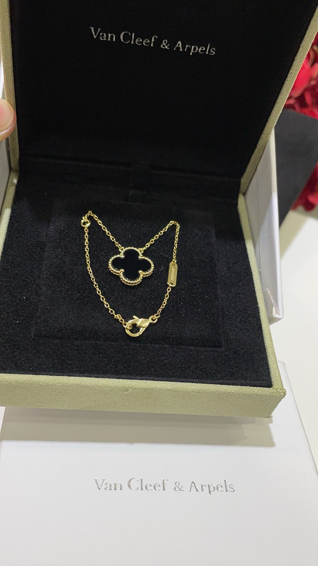 Onyx yellow gold necklace 15mm